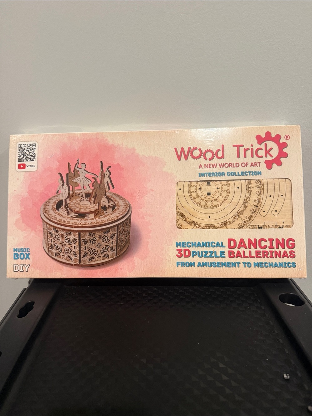 Mechanical Dancing Ballerinas 3D Puzzle Music Box - Natural Wood